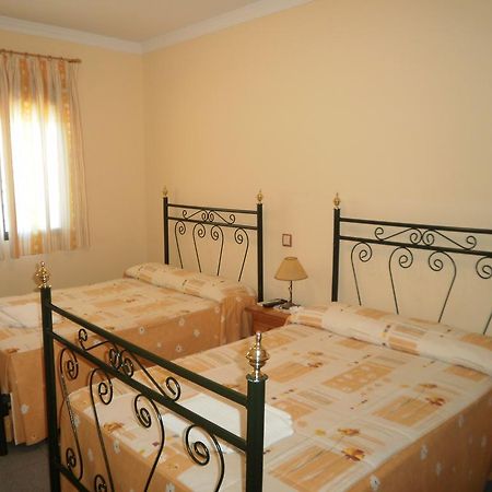 Hostal Miraflor De Las Cadenas Cuacos De Yuste Exteriér fotografie