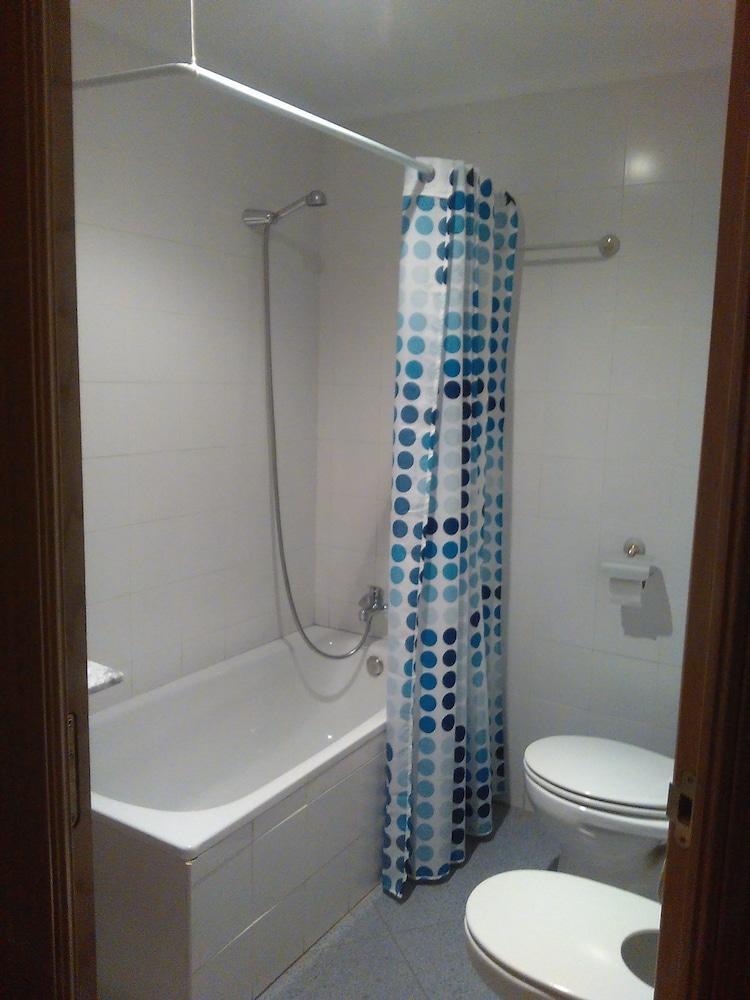 Hostal Miraflor De Las Cadenas Cuacos De Yuste Exteriér fotografie