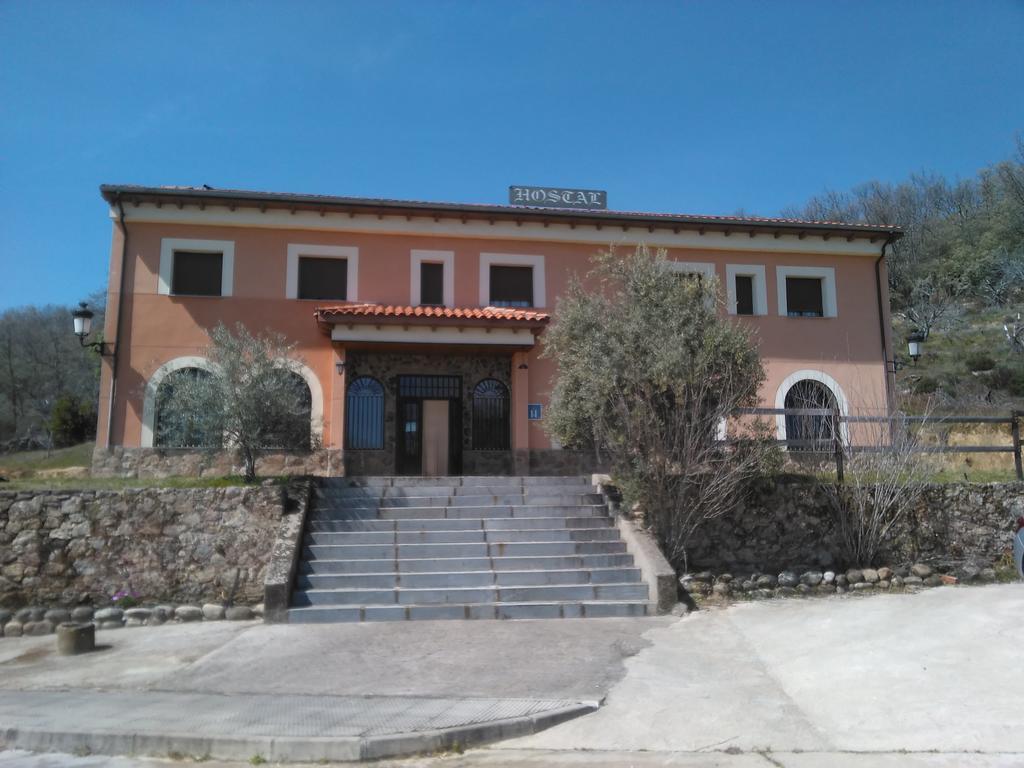 Hostal Miraflor De Las Cadenas Cuacos De Yuste Exteriér fotografie
